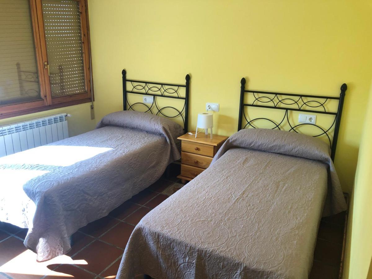 Bar Hostal Torralba De Los Sisones المظهر الخارجي الصورة