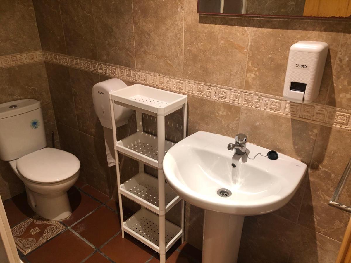 Bar Hostal Torralba De Los Sisones المظهر الخارجي الصورة