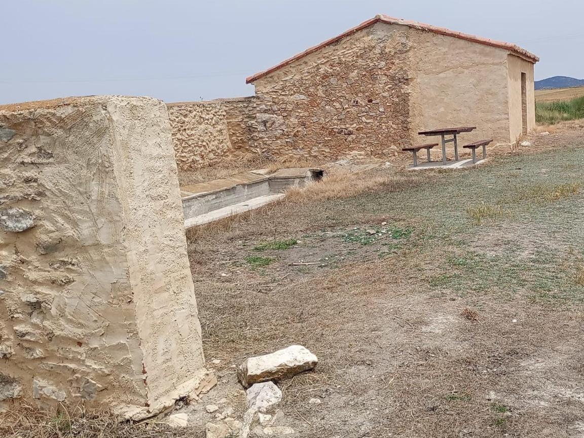 Bar Hostal Torralba De Los Sisones المظهر الخارجي الصورة